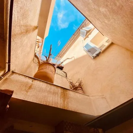 « douce Nuit Medievale » Apartment *
